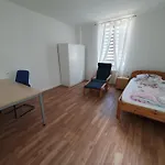 Helles, Ruhiges Privatzimmer An Der Uniklinik Mainz