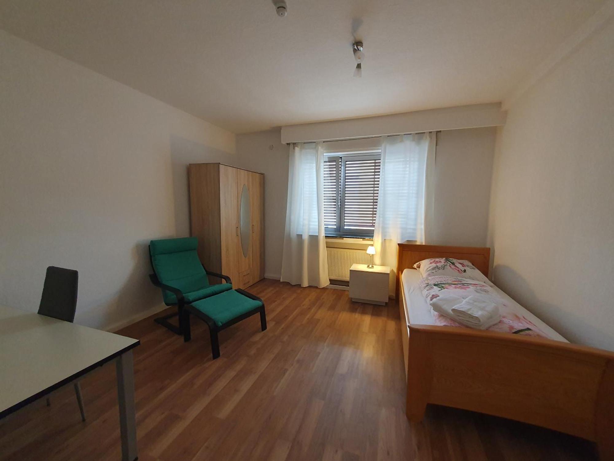 Helles, Ruhiges An Der Uniklinik *